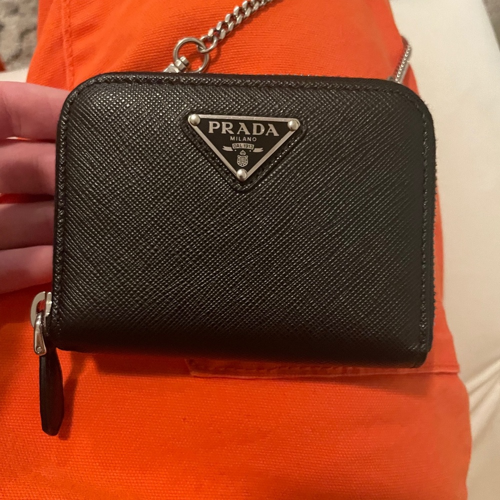 Prada card holdar